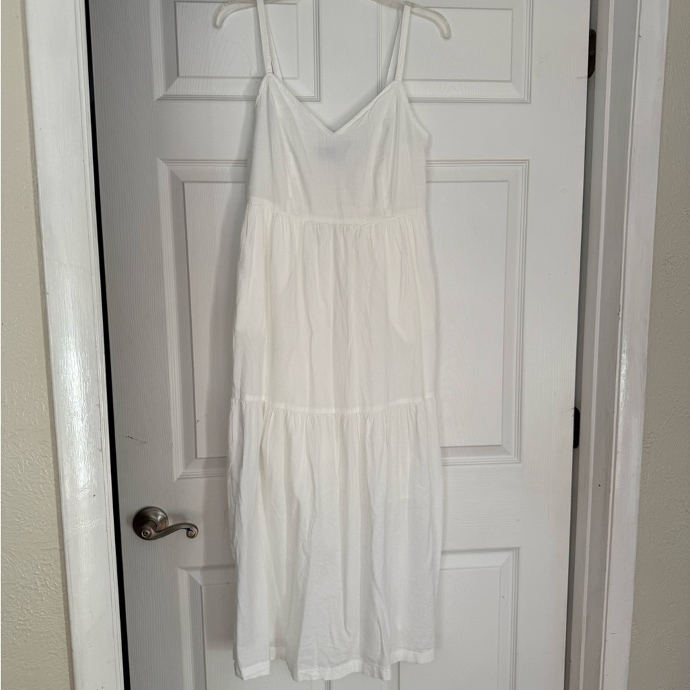 Old Navy White Dress xs